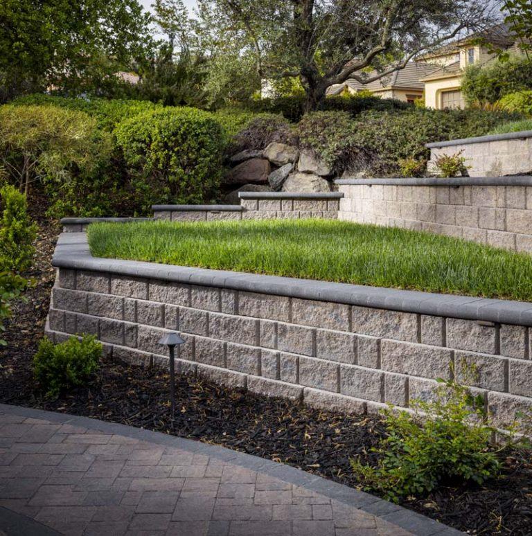 San Diego Pavers - Retaining Wall Pavers